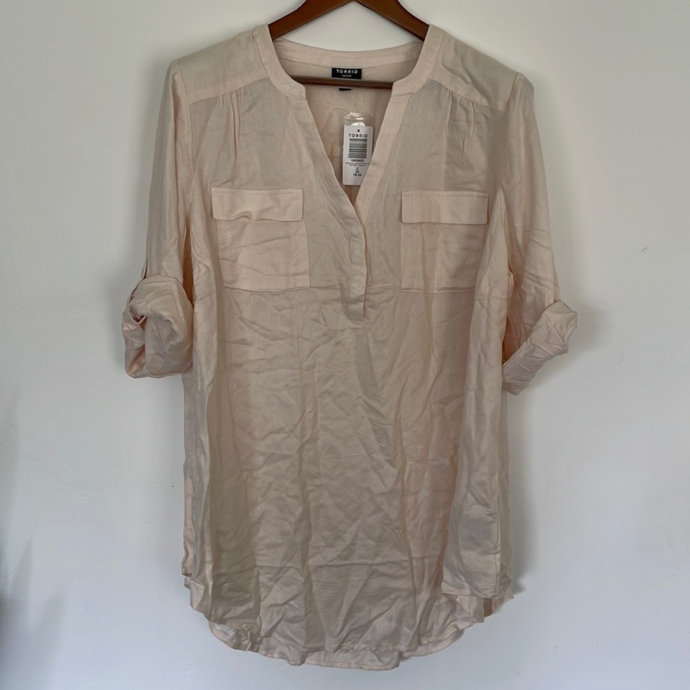 torrid Harper 3/4 sleeve blush rayon top Size 2 / 2X / 18-20